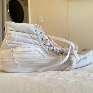 WHITE CANVAS SK8-HI VANS